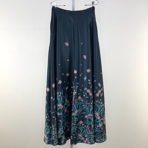 Modcloth Navy Floral Arose Such A Classic Skirt - Picture 4 of 8